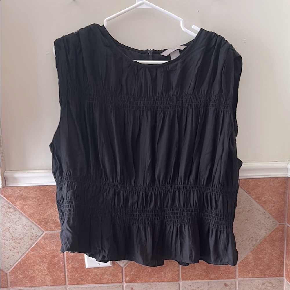 Black sleeveless ruched shirt from H&M